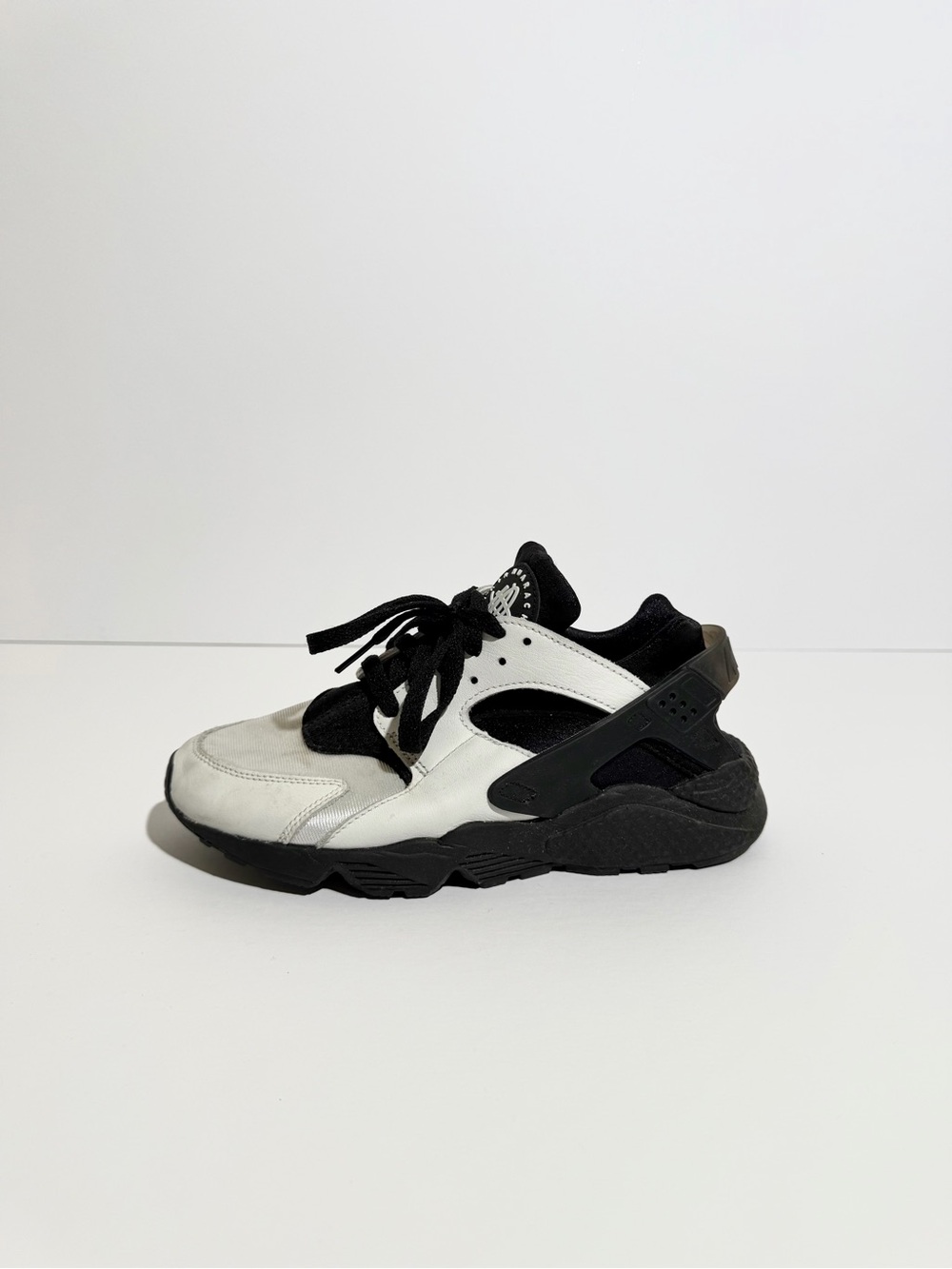 Nike Black and White Huarache Unisex
